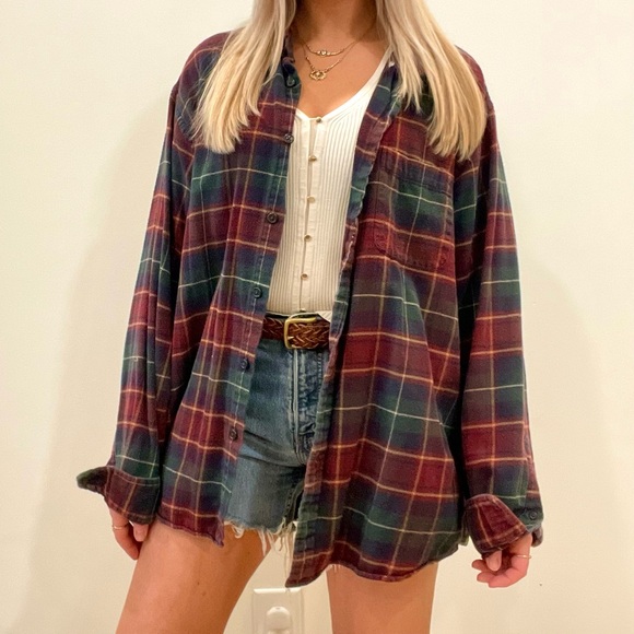 Lands' End Tops - Vintage Lands’ End Plaid Button Up Collared Shirt in Burgundy/Green